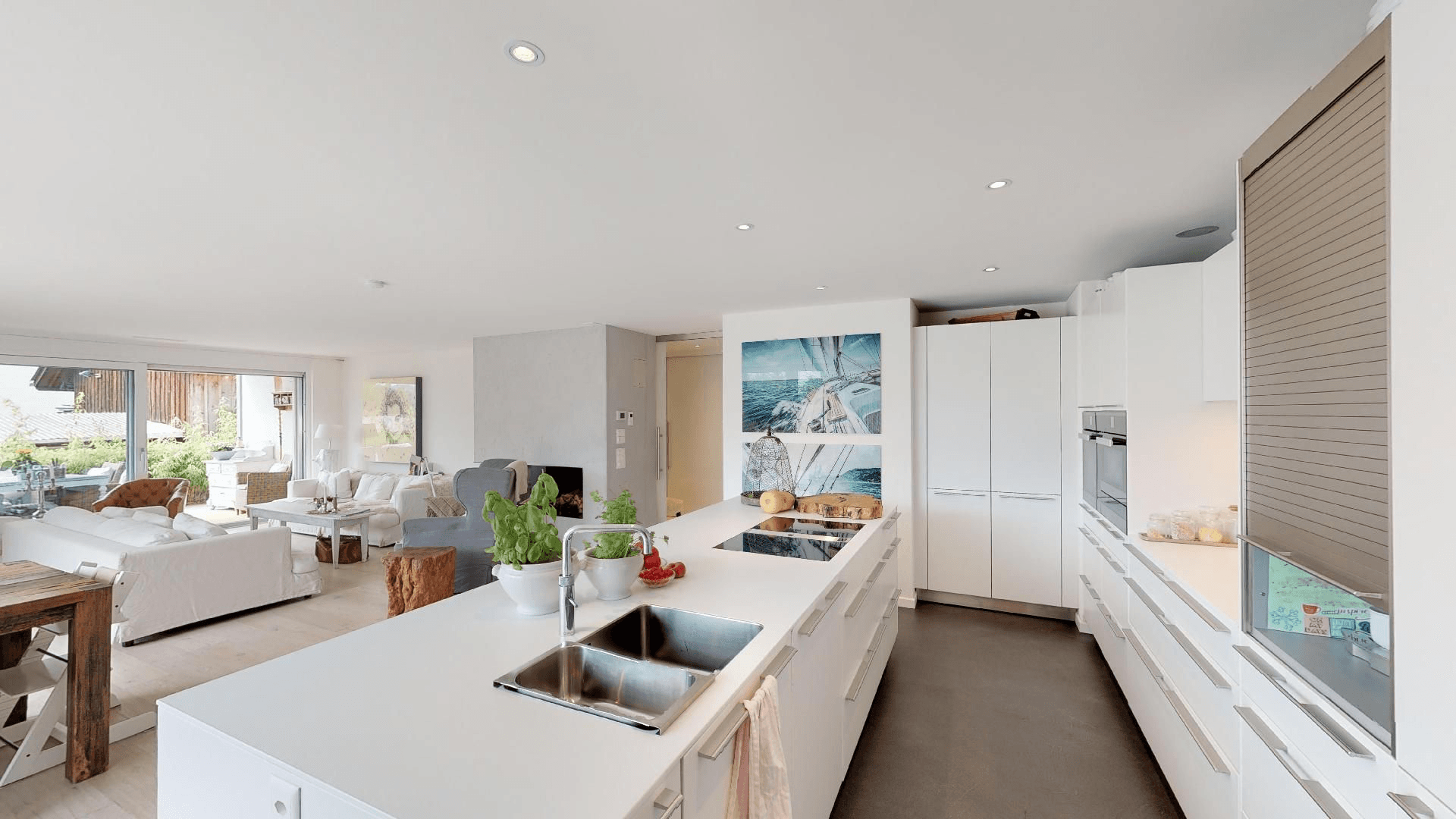 Modern 4.5 room garden apartment by the lake in Ermatingen